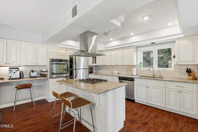 809 Skyland Drive, Sierra Madre, CA 91024