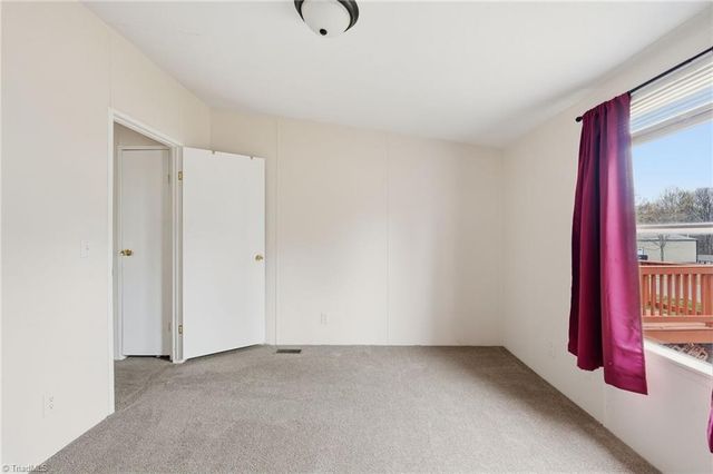 2862 Eagle Point Drive, Trinity, NC 27370