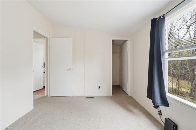 2862 Eagle Point Drive, Trinity, NC 27370