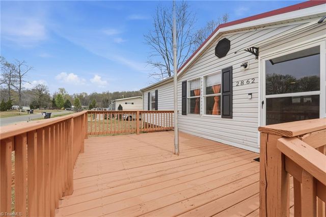 2862 Eagle Point Drive, Trinity, NC 27370