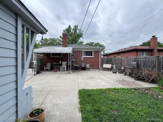 4973 Williams Street, Dearborn Heights, MI 48125