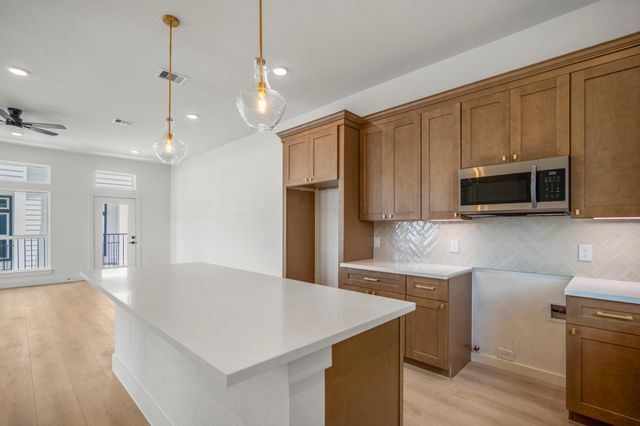 1226 E 23rd Street, Houston, TX 77009