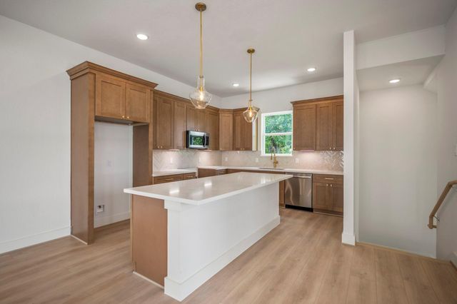 1226 E 23rd Street, Houston, TX 77009