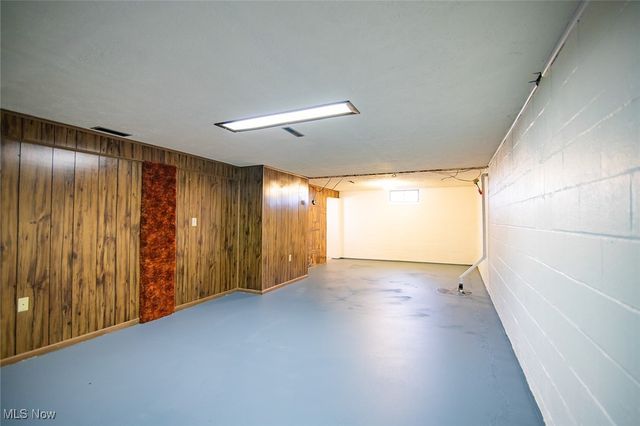 171 Veto Circle, Belpre, OH 45714