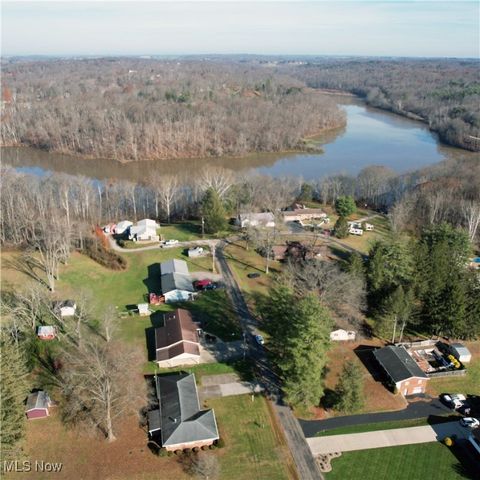 171 Veto Circle, Belpre, OH 45714