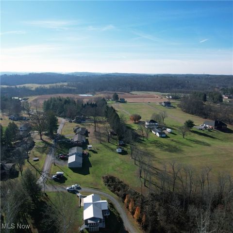 171 Veto Circle, Belpre, OH 45714