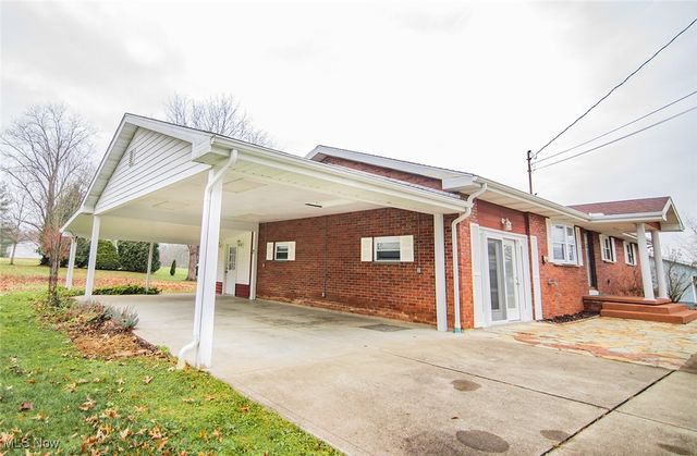 171 Veto Circle, Belpre, OH 45714