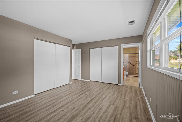 1194 Windsor Lane, Hanover Park, IL 60133
