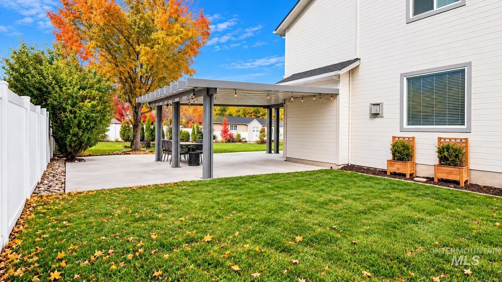 738 W Tooele Dr, Nampa, ID 83686 photo 4