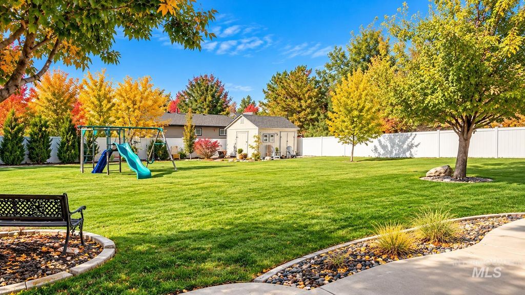 738 W Tooele Dr, Nampa, ID 83686 photo 5