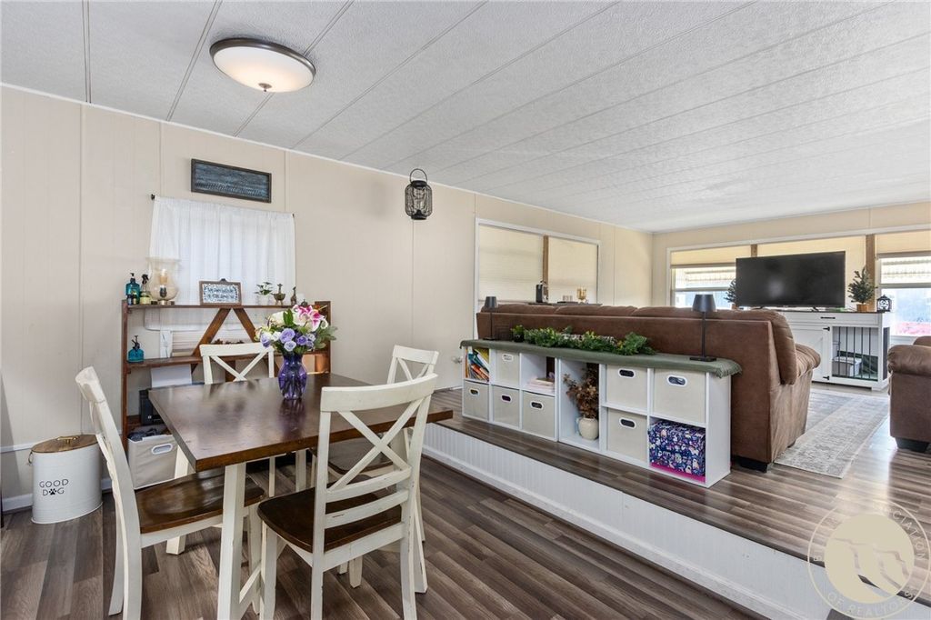 922 Yellowstone River ROAD H4, Billings, MT 59105 photo 4