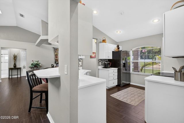 31 Old Sunbeam Drive, South Daytona, FL 32119