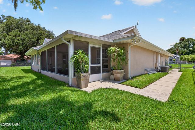 31 Old Sunbeam Drive, South Daytona, FL 32119