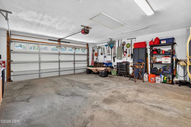 31 Old Sunbeam Drive, South Daytona, FL 32119
