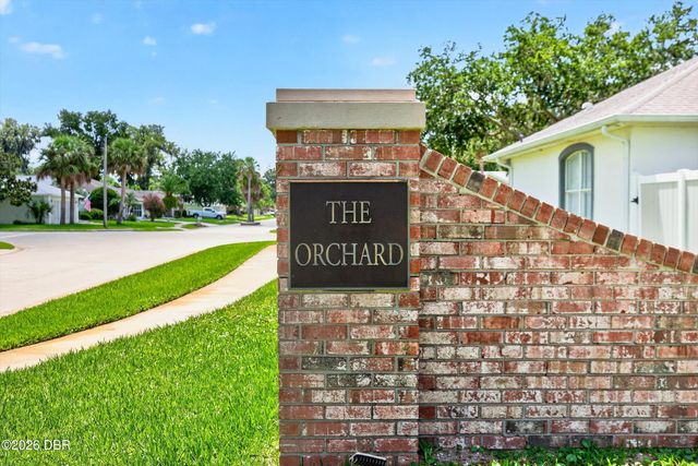 31 Old Sunbeam Drive, South Daytona, FL 32119