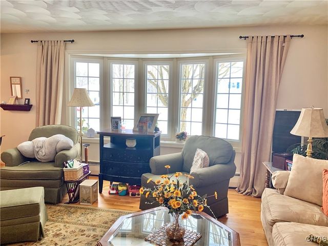 127 Clarion Drive, Whitestown, NY 13492