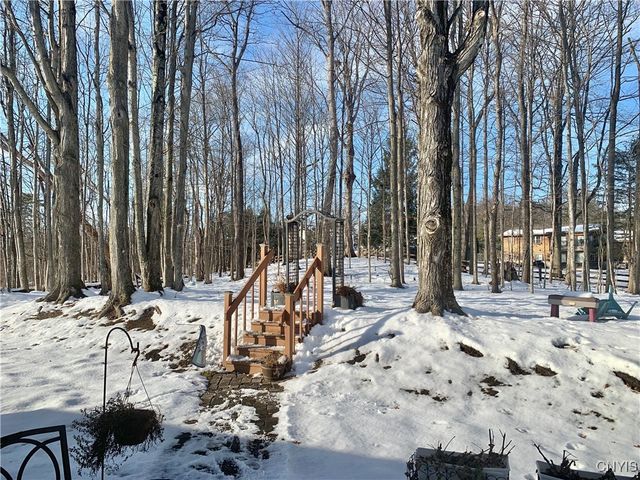 127 Clarion Drive, Whitestown, NY 13492