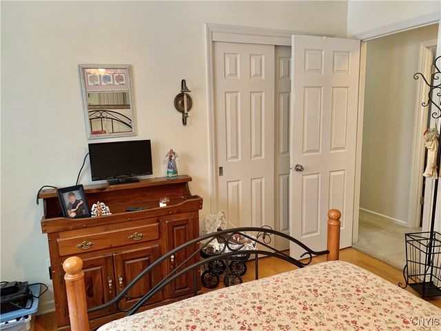 127 Clarion Drive, Whitestown, NY 13492