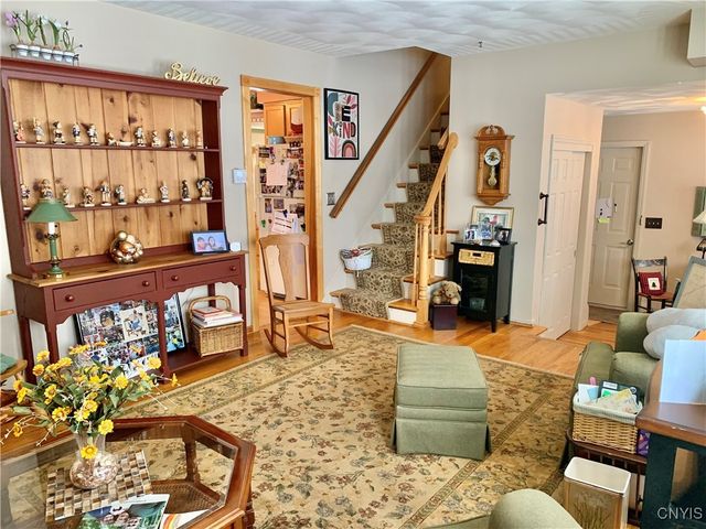 127 Clarion Drive, Whitestown, NY 13492