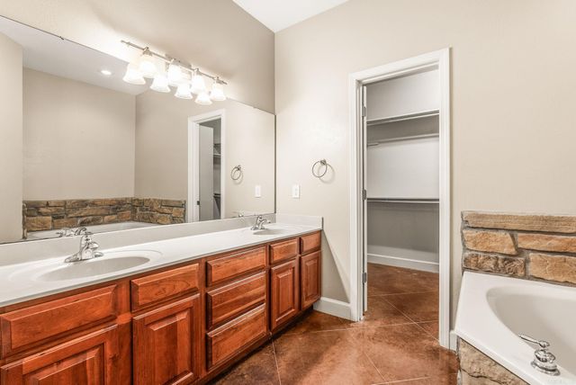 2730 Stone Wood Drive, Conway, AR 72034