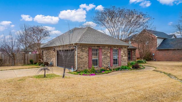 2730 Stone Wood Drive, Conway, AR 72034