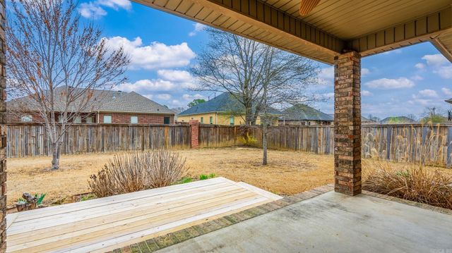 2730 Stone Wood Drive, Conway, AR 72034