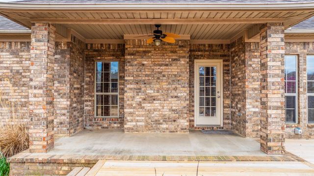 2730 Stone Wood Drive, Conway, AR 72034