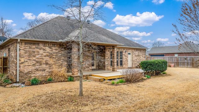 2730 Stone Wood Drive, Conway, AR 72034