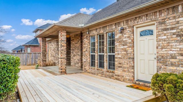 2730 Stone Wood Drive, Conway, AR 72034