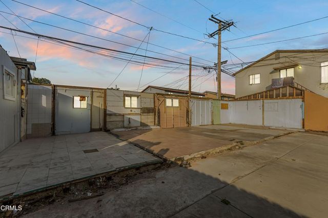 425 W 1st Street, Oxnard, CA 93030
