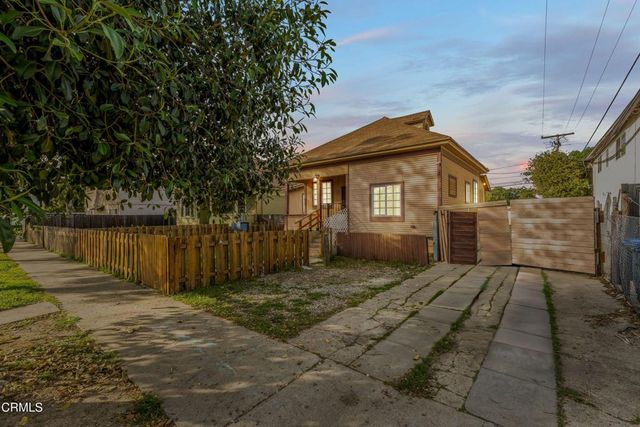 425 W 1st Street, Oxnard, CA 93030