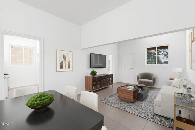 425 W 1st Street, Oxnard, CA 93030