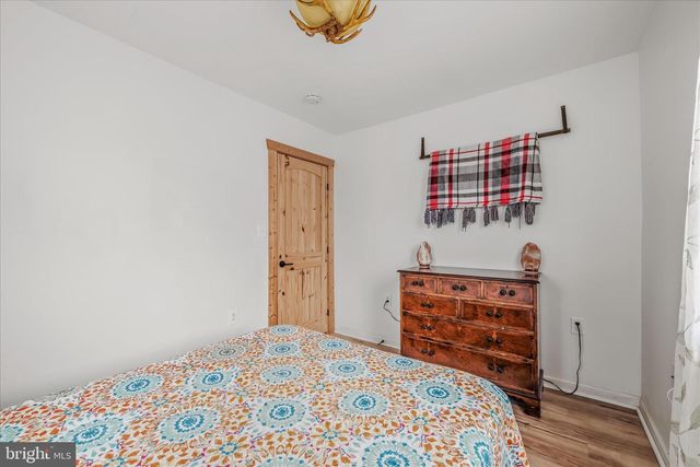 288 BLUMB LN, Great Cacapon, WV 25422