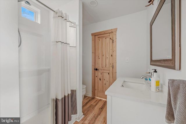 288 BLUMB LN, Great Cacapon, WV 25422