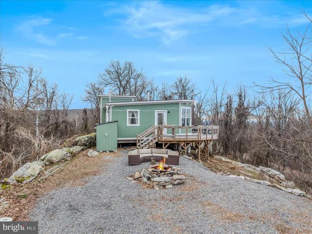 288 BLUMB LN, Great Cacapon, WV 25422