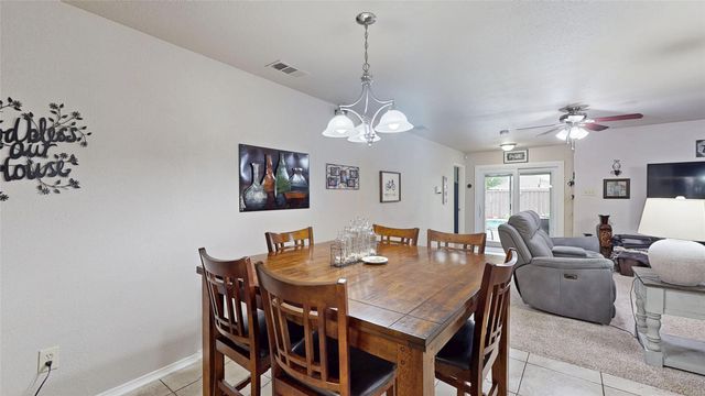 827 Heatherwood Drive, Wylie, TX 75098