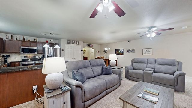 827 Heatherwood Drive, Wylie, TX 75098