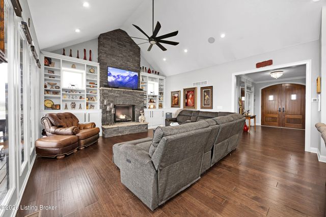 11 Governors Crossing, Lancaster, KY 40444