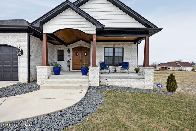 11 Governors Crossing, Lancaster, KY 40444