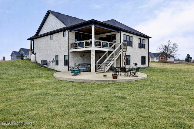 11 Governors Crossing, Lancaster, KY 40444