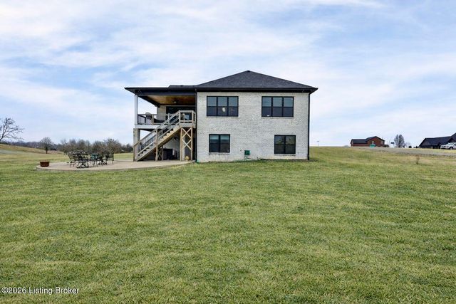 11 Governors Crossing, Lancaster, KY 40444