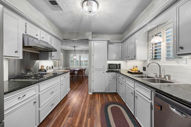 31210 Stella Lane, Tomball, TX 77375