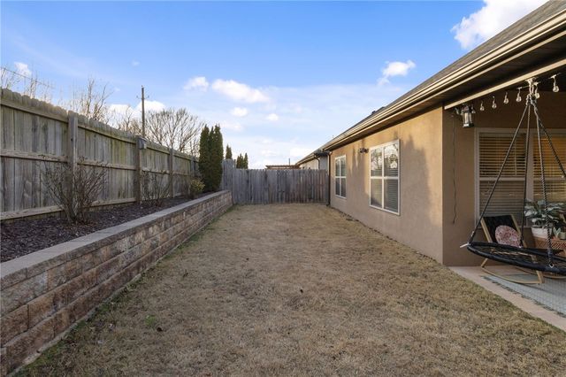 114 Glendale Lane, Rogers, AR 72758