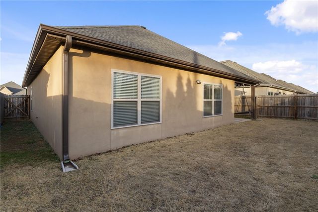 114 Glendale Lane, Rogers, AR 72758