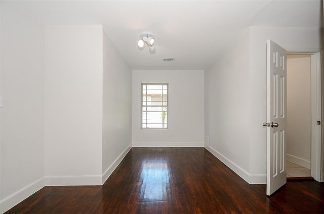 4337 Harby Street, Houston, TX 77023