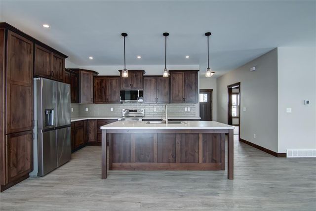 14175 41st Avenue, Chippewa Falls, WI 54729
