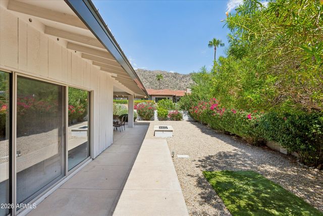 5434 E LINCOLN Drive 33, Paradise Valley, AZ 85253