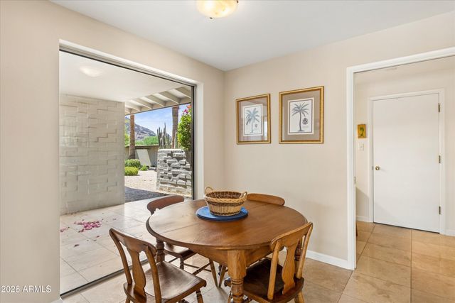 5434 E LINCOLN Drive 33, Paradise Valley, AZ 85253