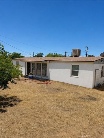 1118 W P14 Avenue W, Palmdale, CA 93551