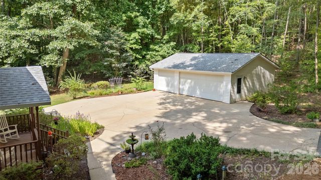 8137 Rowe Street, Catawba, NC 28609